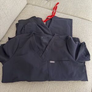Figs Scrub Set Charcoal Gray